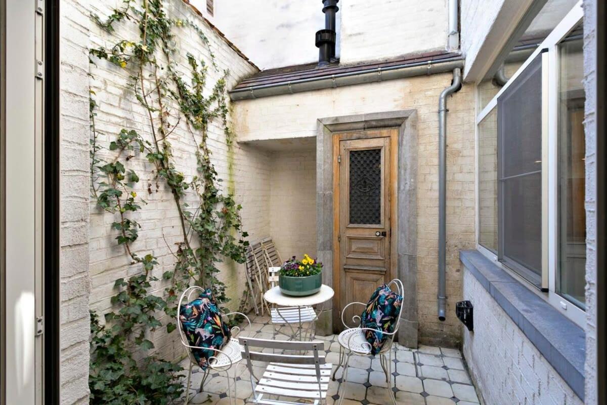 Vila Huswell - Charming Town House In Historic Center Of Bruggy Exteriér fotografie